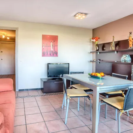 Reino 3º 4ª Apartment *