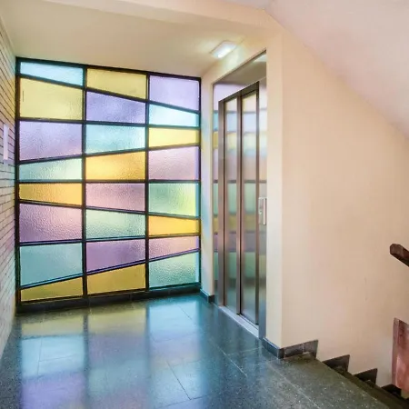 Reino 3º 4ª Apartment *